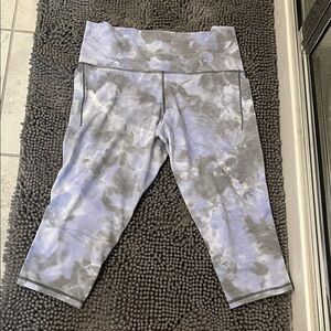 Athleta Women's Gray Tie-Dye Leggings